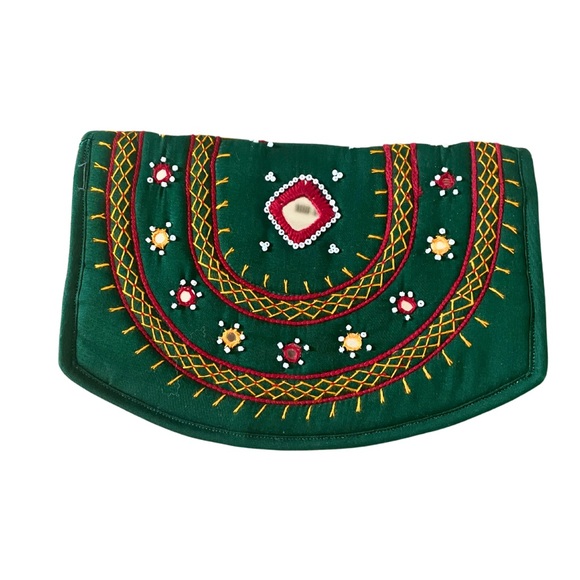Handcrafted Banjara Embroidered Clutch with Mirrors & Beads - Green - Picture 4 of 5